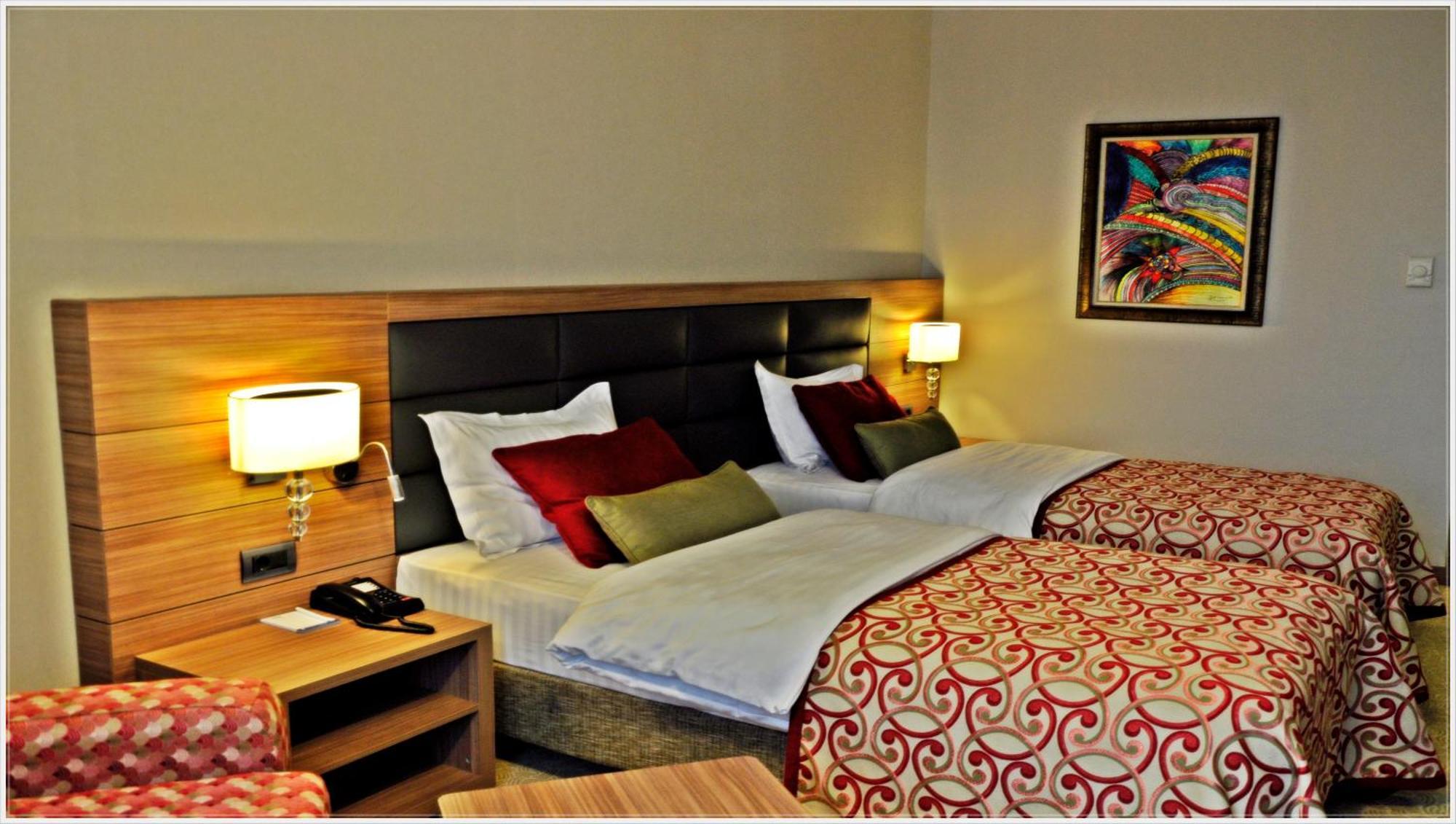 Grand Asya Hotel Bandırma Exterior foto